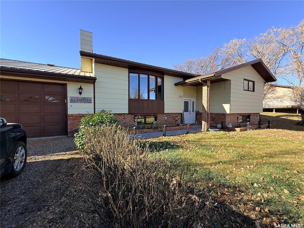 Second View of 4419 Centre Street, Cadillac, Saskatchewan, S0N 0K0