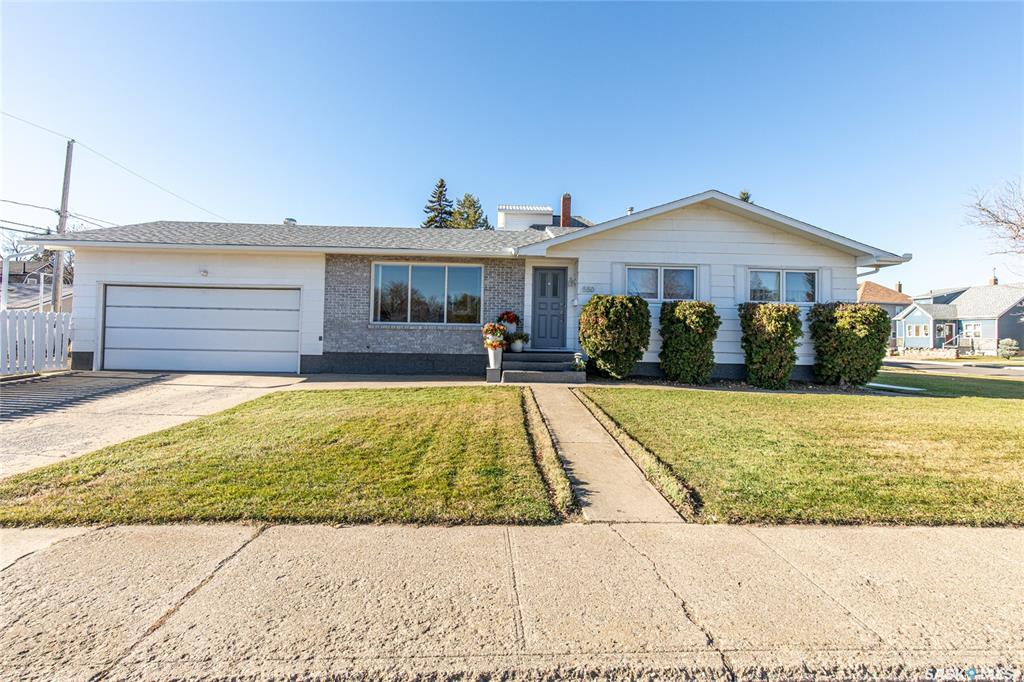 MLS® listing #SK022263 for sale located at 550 3rd Avenue Nw