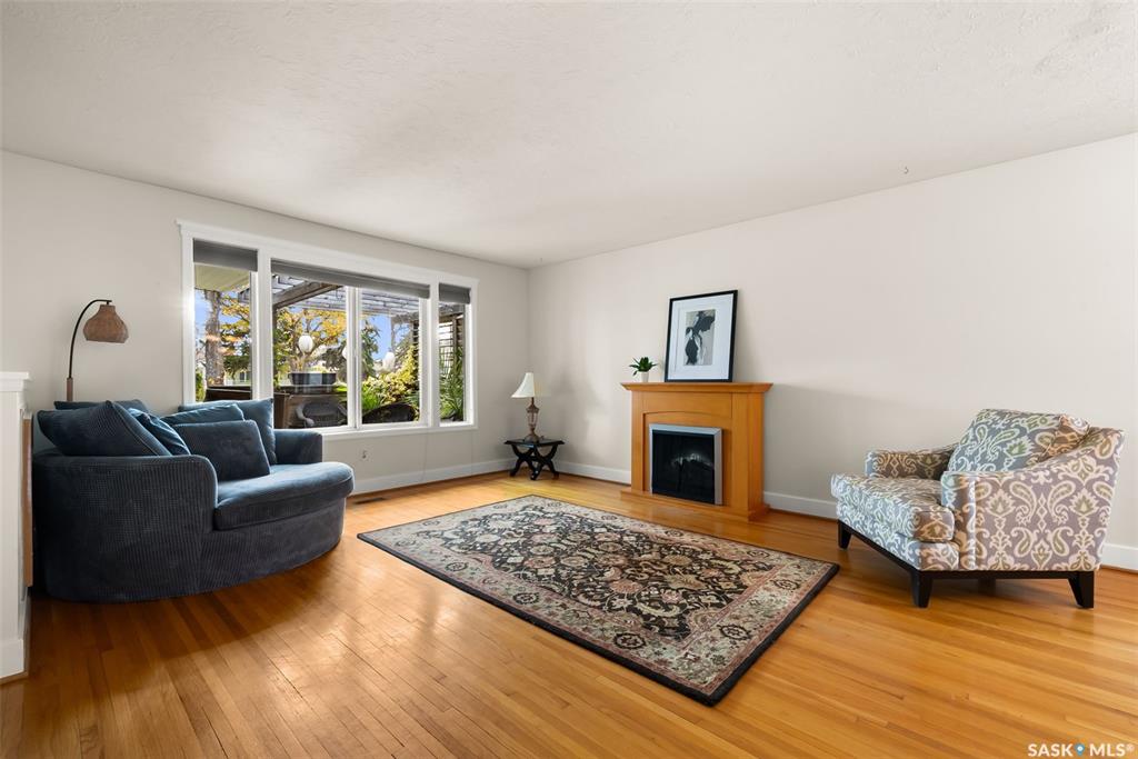 Fifth View of 3304 Hill Avenue, Lakeview RG, Regina, Saskatchewan, S4S 0W7