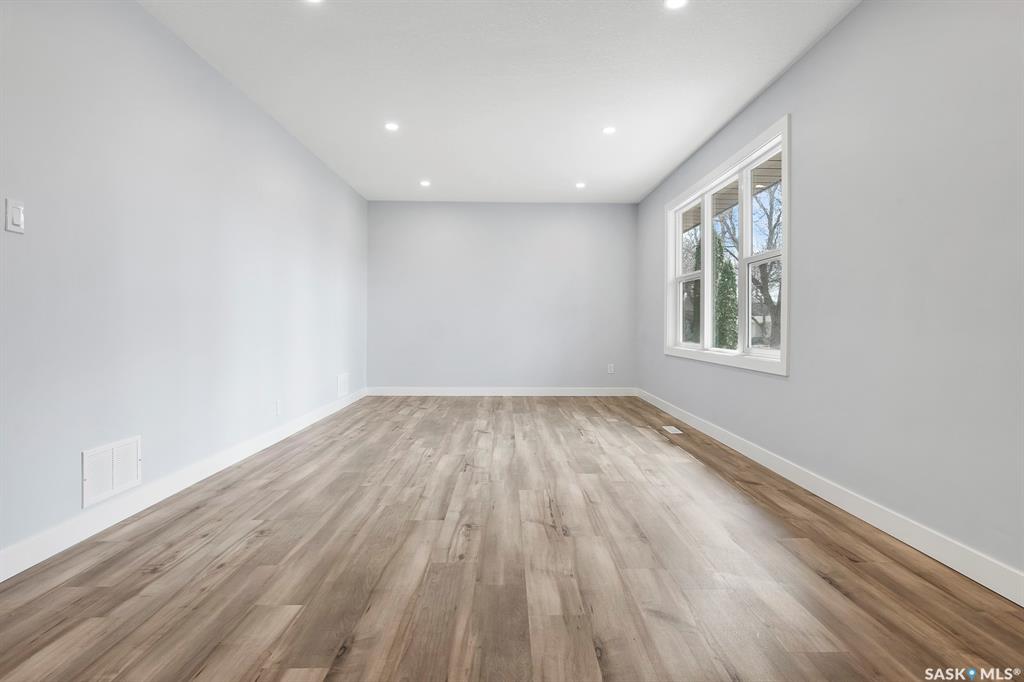 MLS® listing #SK022274 for sale located at 2711 Mackay Street