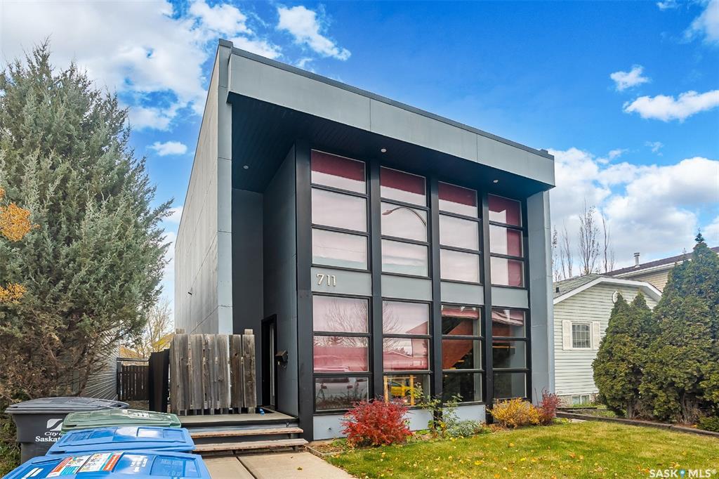 Second View of 711 Rutherford Lane, Sutherland, Saskatoon, Saskatchewan, S7N 4X8