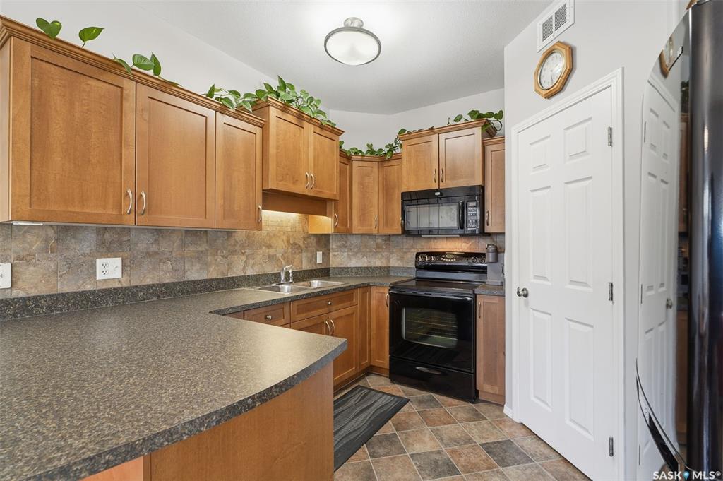 Fifth View of 615 Stensrud Road #138, Willowgrove, Saskatoon, Saskatchewan, S7W 0A2