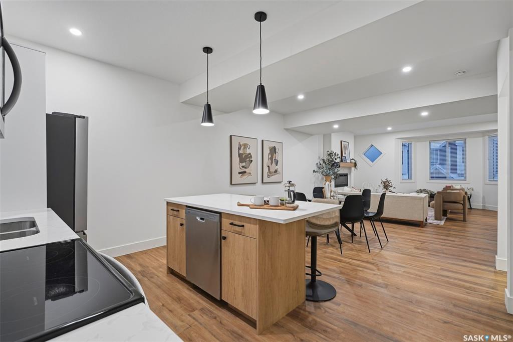 Fifth View of 3220 11 Th Street W #220, Montgomery Place, Saskatoon, Saskatchewan, S7M 5M4