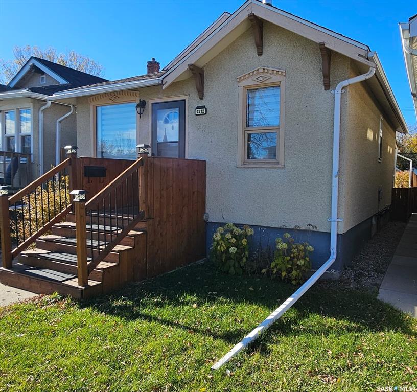 MLS® listing #SK022428 for sale located at 2212 Wallace Street