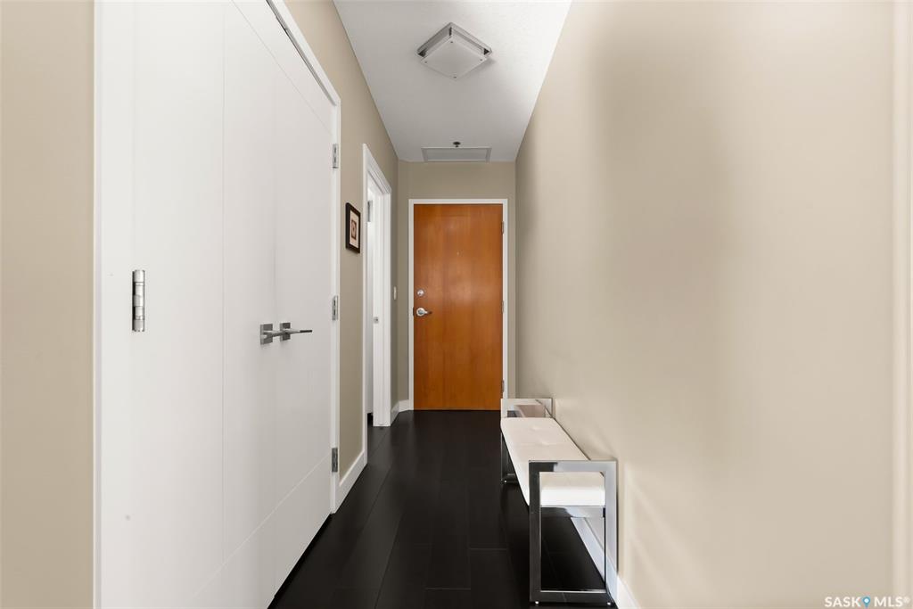 Fifth View of 1914 Hamilton Street #1207, Downtown District, Regina, Saskatchewan, S4P 3N6