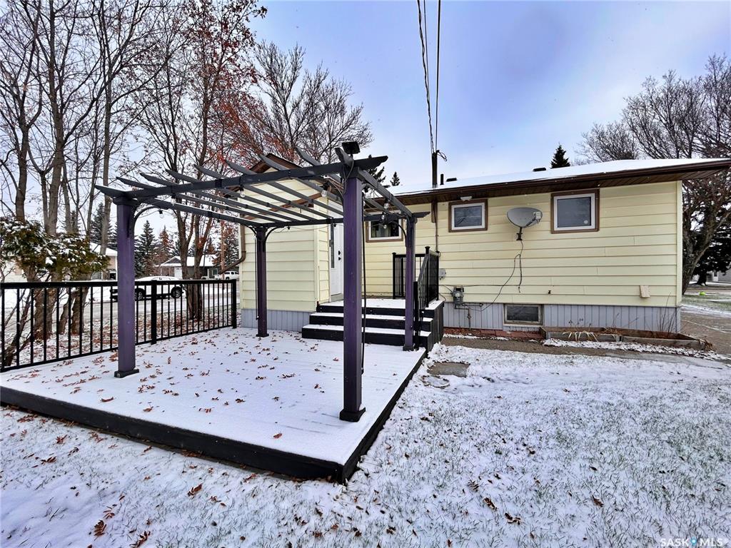 Third View of 501 Windover Avenue, Moosomin, Saskatchewan, S0G 3N0