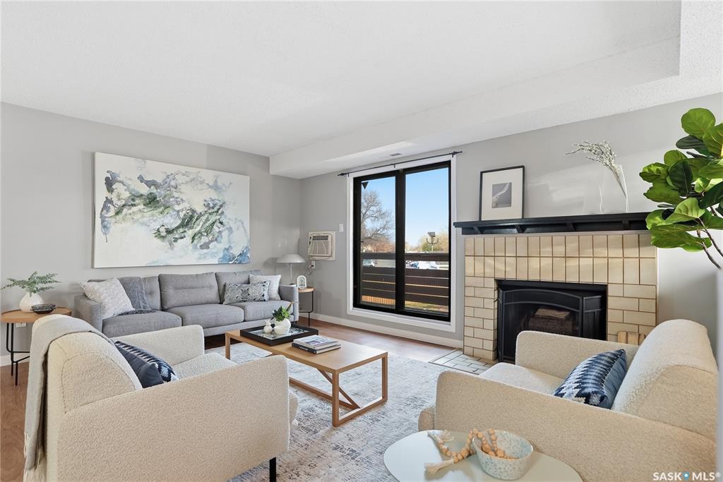 Third View of 447 Pendygrasse Road #203, Fairhaven, Saskatoon, Saskatchewan, S7M 5C1