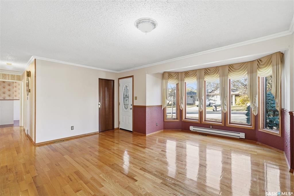 Fourth View of 449 Simon Fraser Crescent, East College Park, Saskatoon, Saskatchewan, S7H 3T6