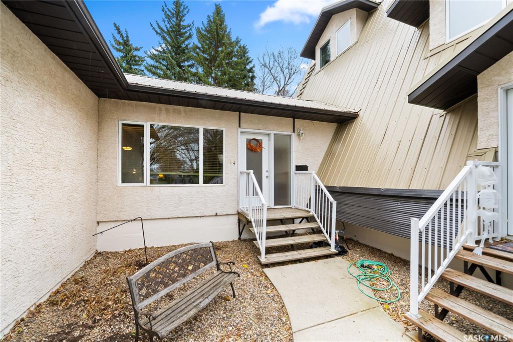 Second View of 2855 Lacon Street #4, Dominion Heights RG, Regina, Saskatchewan, S4N 2A9