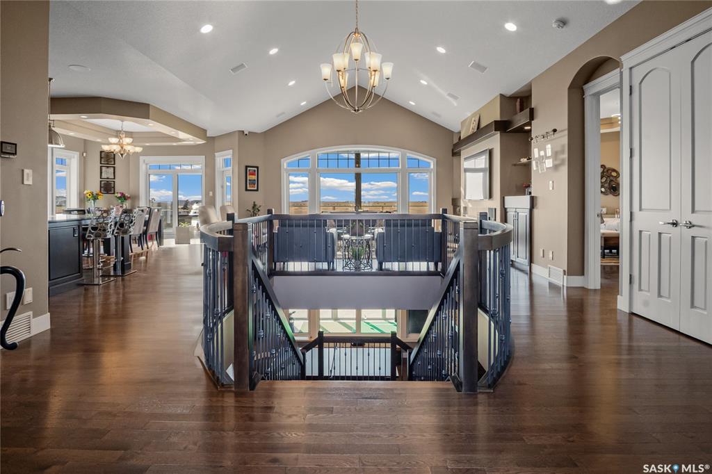 Fifth View of 8099 Wascana Gardens Crescent, Wascana View, Regina, Saskatchewan, S4V 1G2