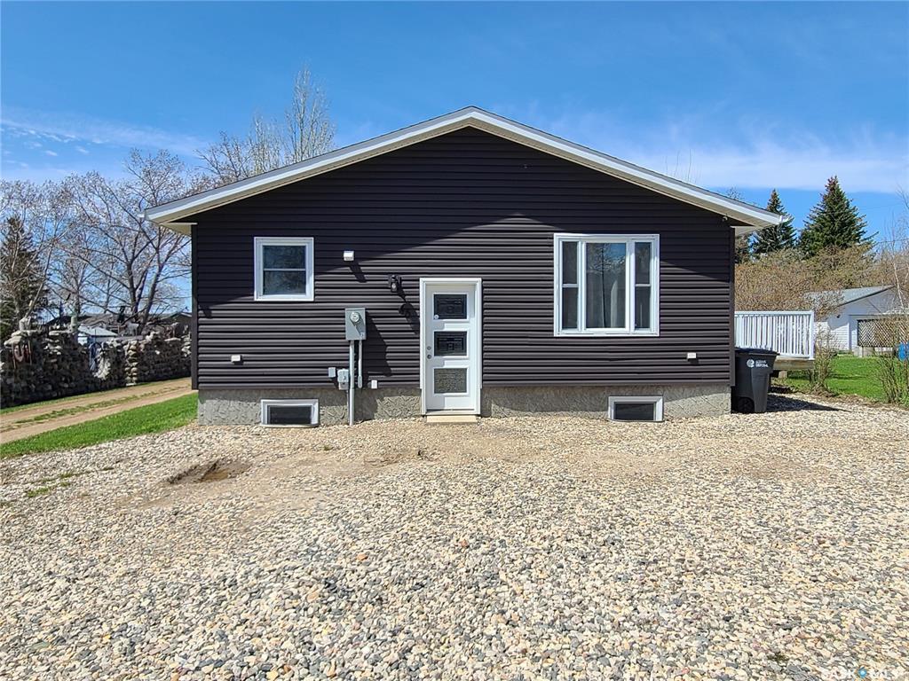 Second View of 46 Newcombe Street, Manor, Saskatchewan, S0C 1R0