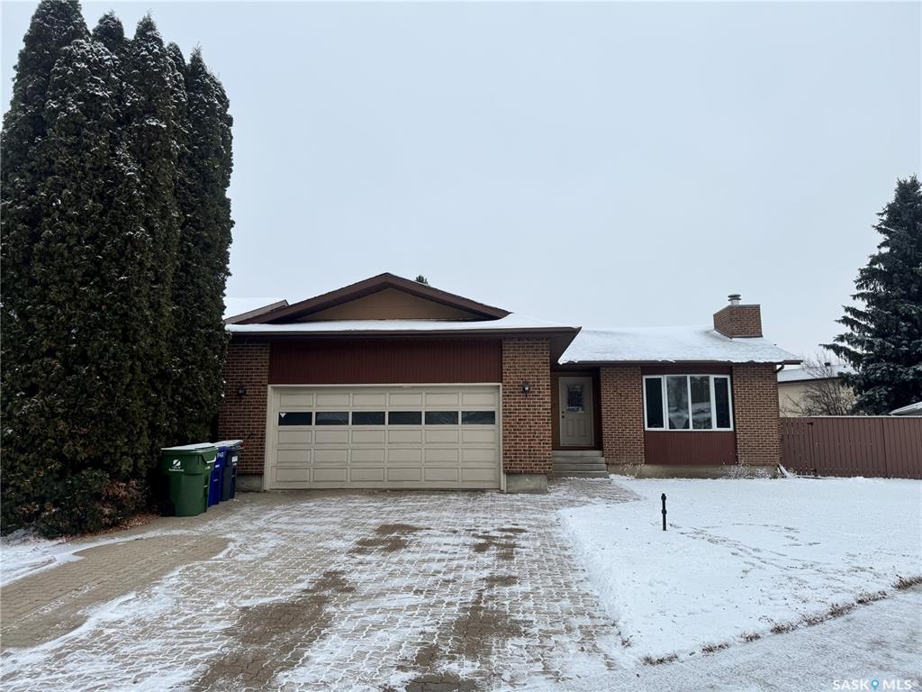 Second View of 742 Wollaston Court, Lakeview SA, Saskatoon, Saskatchewan, S7J 4E5