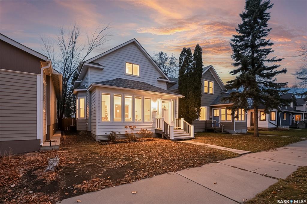 MLS® listing #SK023735 for sale located at 878 4th Avenue Ne