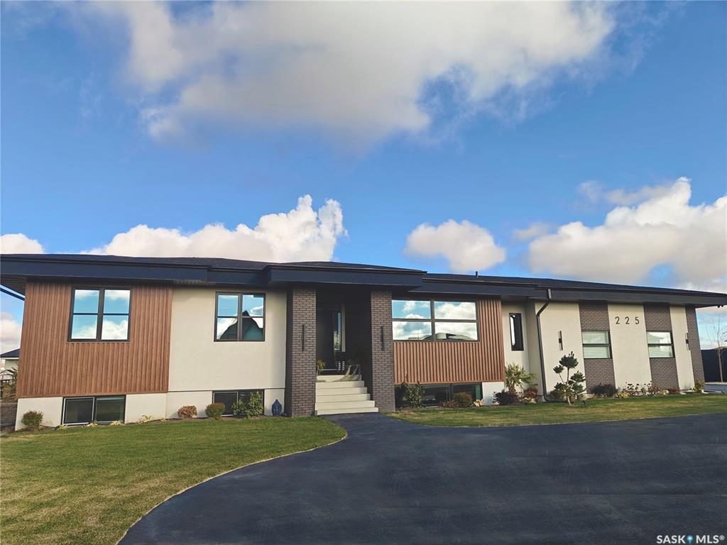 225 Edgemont Crescent, SK023781, Saskatchewan,