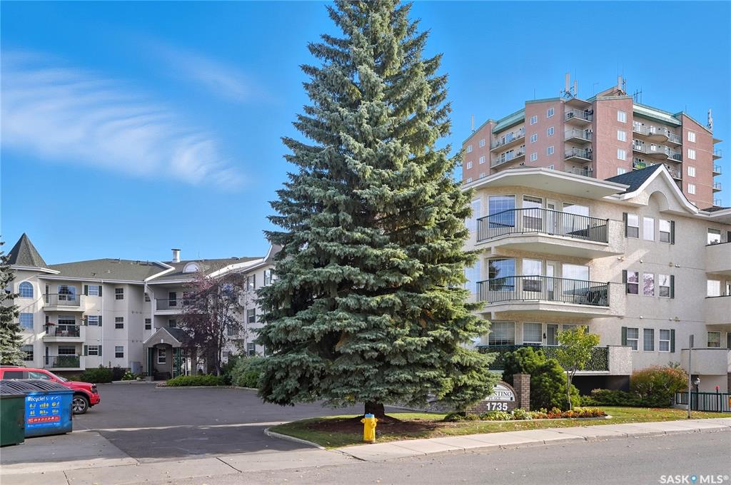 Second View of 1735 Mckercher Drive #211, Wildwood, Saskatoon, Saskatchewan, S7H 5N6
