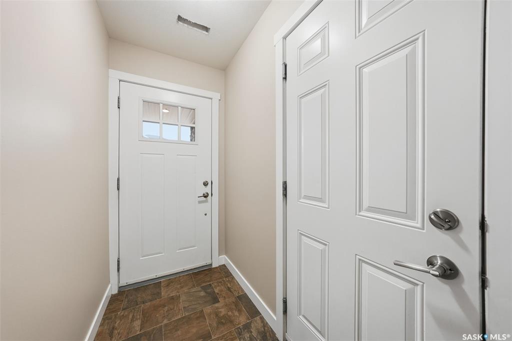 Third View of 560 Pringle Crescent, Stonebridge, Saskatoon, Saskatchewan, S7T 0W9