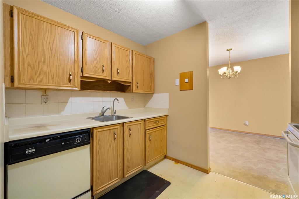 Fifth View of 4615 Rae Street #304, Albert Park, Regina, Saskatchewan, S4S 3B2