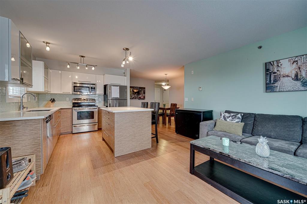 Third View of 415 Hunter Road #302A, Stonebridge, Saskatoon, Saskatchewan, S7T 0J7