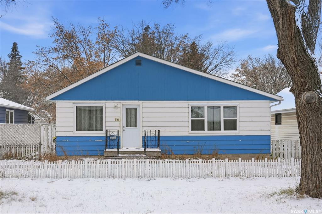 1211 D Avenue N, SK024093, Saskatchewan,