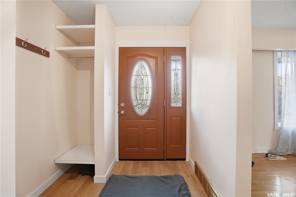 Third View of 510 Bate Crescent, Grosvenor Park, Saskatoon, Saskatchewan, S7H 3A7