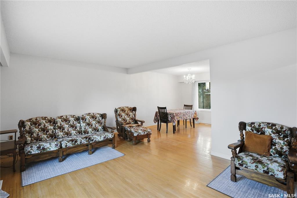 Fifth View of 510 Bate Crescent, Grosvenor Park, Saskatoon, Saskatchewan, S7H 3A7