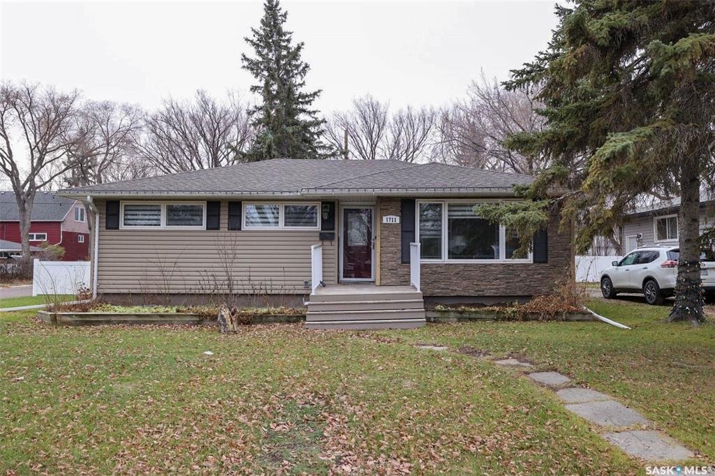 1711 Grant Drive, SK024156, Saskatchewan,