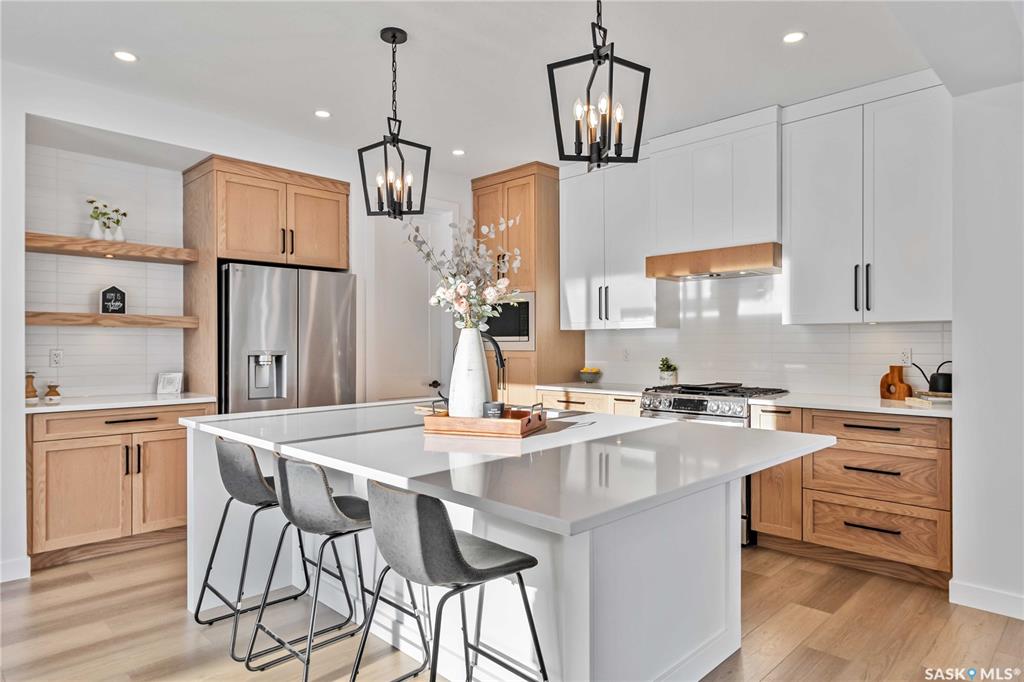 Fifth View of 327 Woolf Bay, Aspen Ridge, Saskatoon, Saskatchewan, S7W 1E5