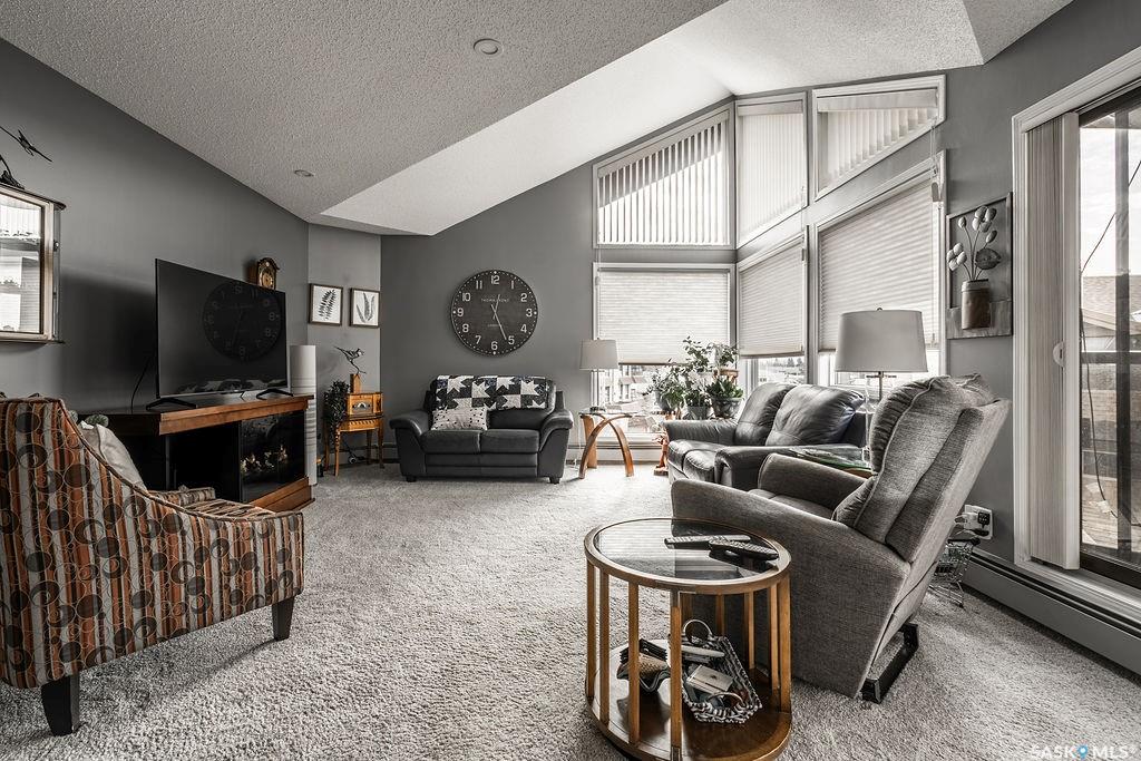 Third View of 2305 Adelaide Street E #309, Nutana S.C., Saskatoon, Saskatchewan, S7J 5H6