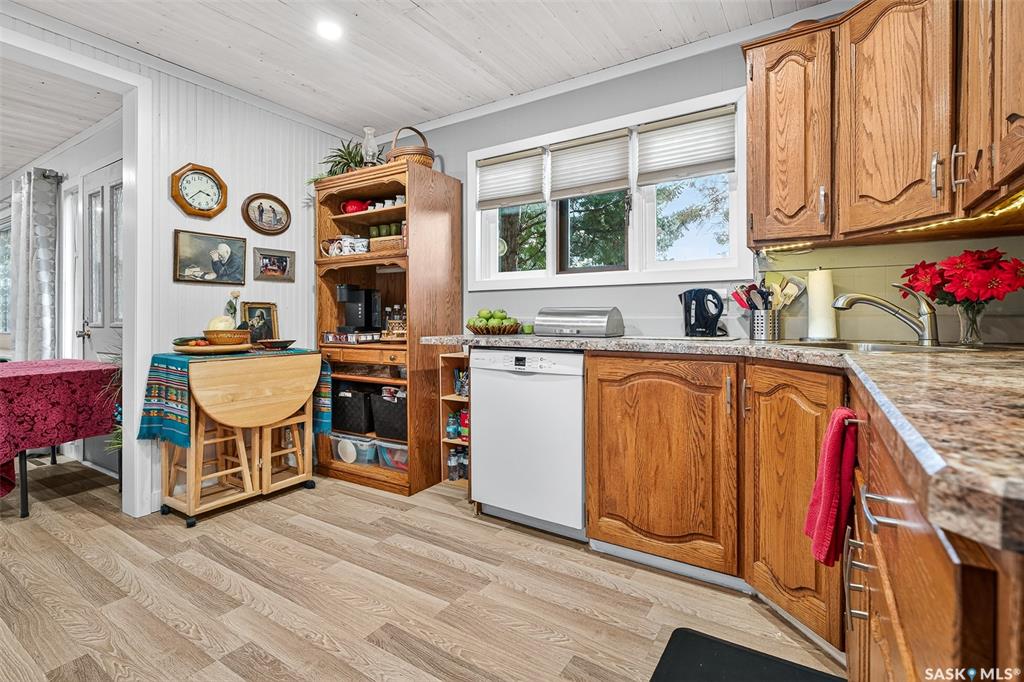 Fourth View of 1005 Vaughan Street, Westmount/Elsom, Moose Jaw, Saskatchewan, S6H 5P1