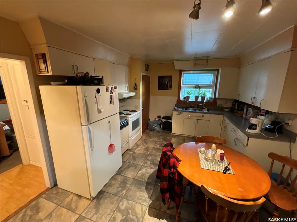 Fifth View of 275 Central Avenue, Fort Qu'Appelle, Saskatchewan, S0G 1S0