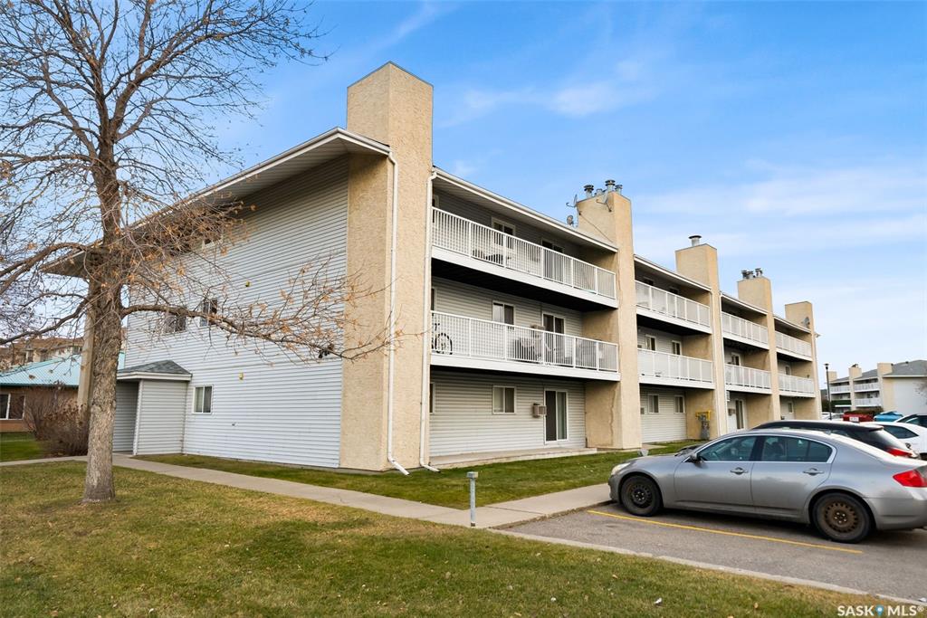 2410 Heseltine Road #406, SK024238, Saskatchewan,