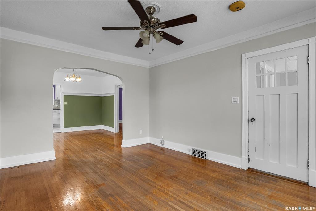 Fourth View of 107 28th Street W, Caswell Hill, Saskatoon, Saskatchewan, S7L 0K1