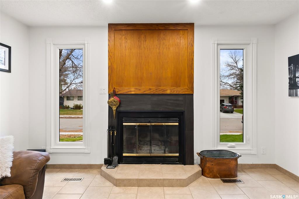 Fifth View of 82 Sibbald Crescent, Mount Royal RG, Regina, Saskatchewan, S4T 7L7