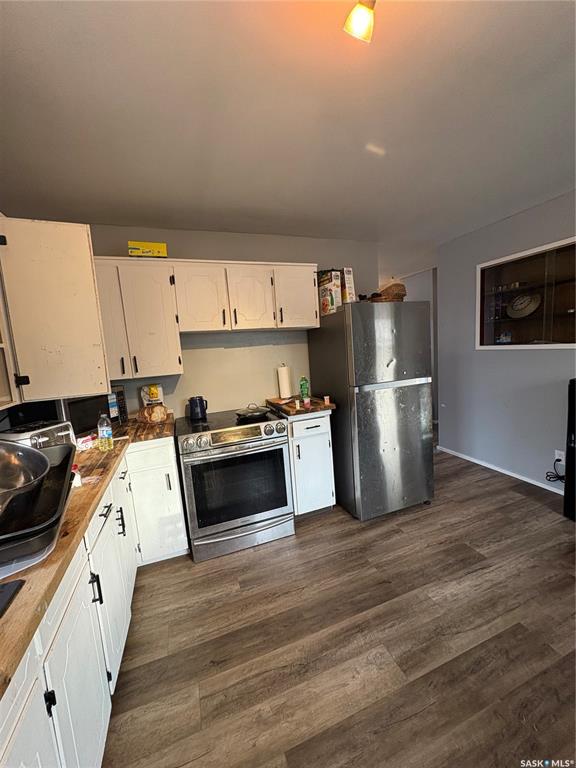 Second View of 115 2nd Avenue S, Pelly, Saskatchewan, S0A 2Z0