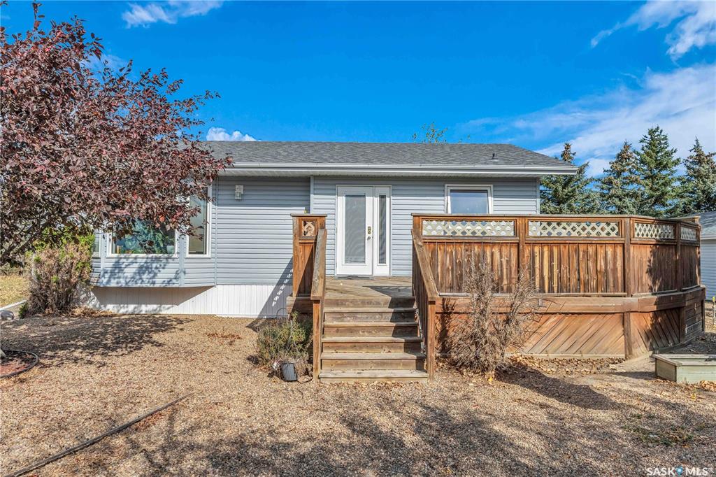 Third View of 901 Connaught Avenue, Limerick, Saskatchewan, S0H 2P0