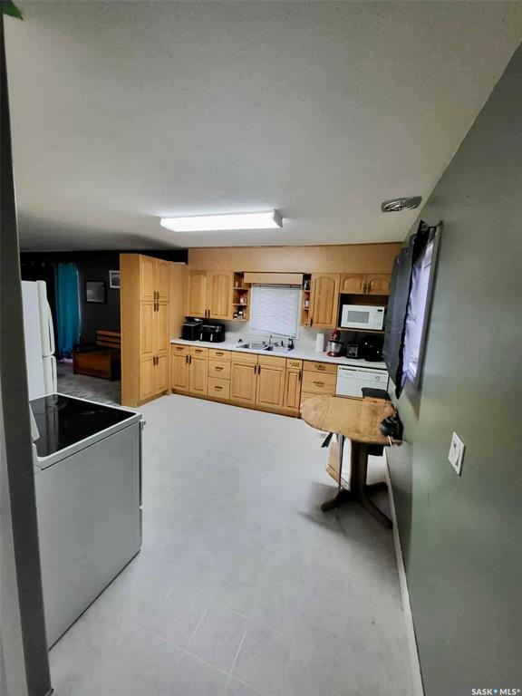 Fourth View of 719 Donald Street, Hudson Bay, Saskatchewan, S0E 0Y0