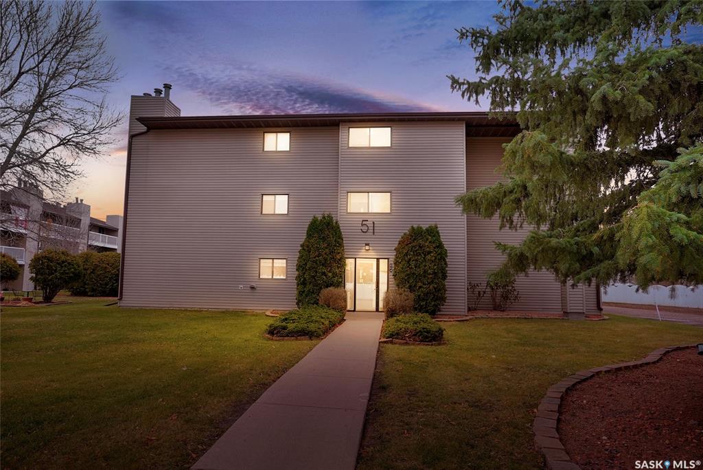 Second View of 51 Wood Lily Drive #205, VLA/Sunningdale, Moose Jaw, Saskatchewan, S6J 1H1