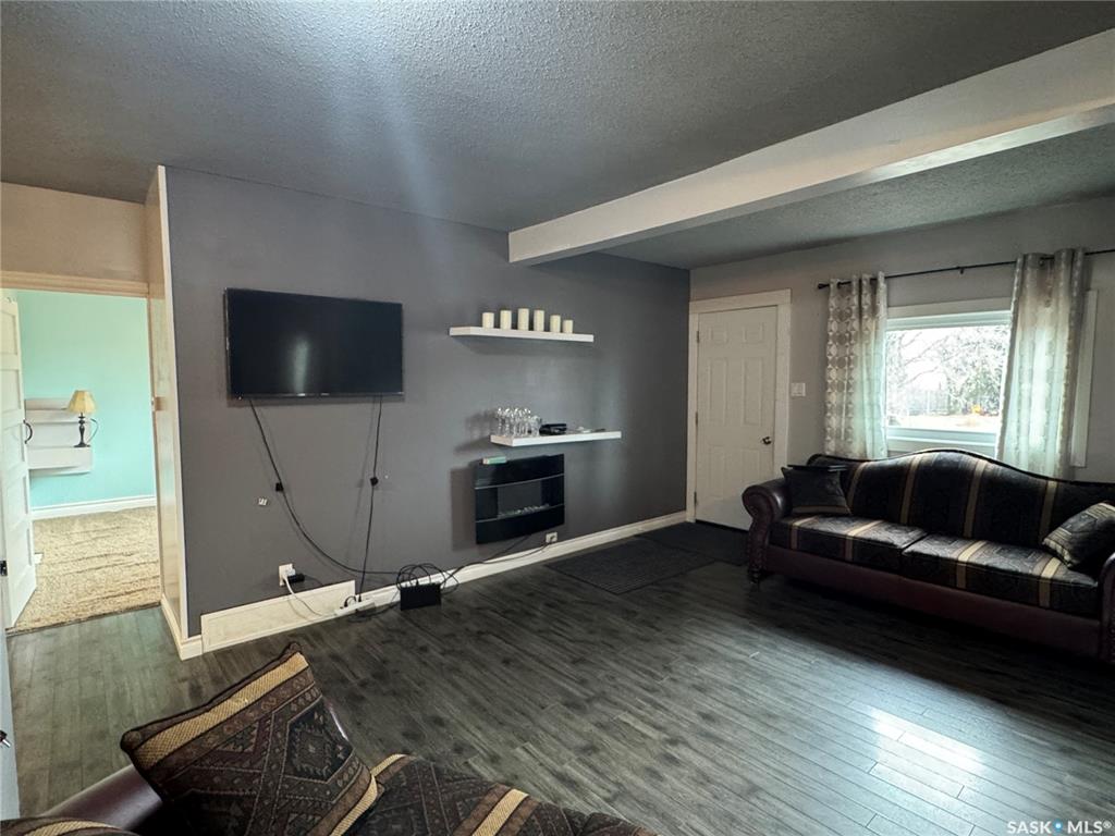 Fourth View of 213 3rd Avenue W, Biggar, Saskatchewan, S0K 0M0