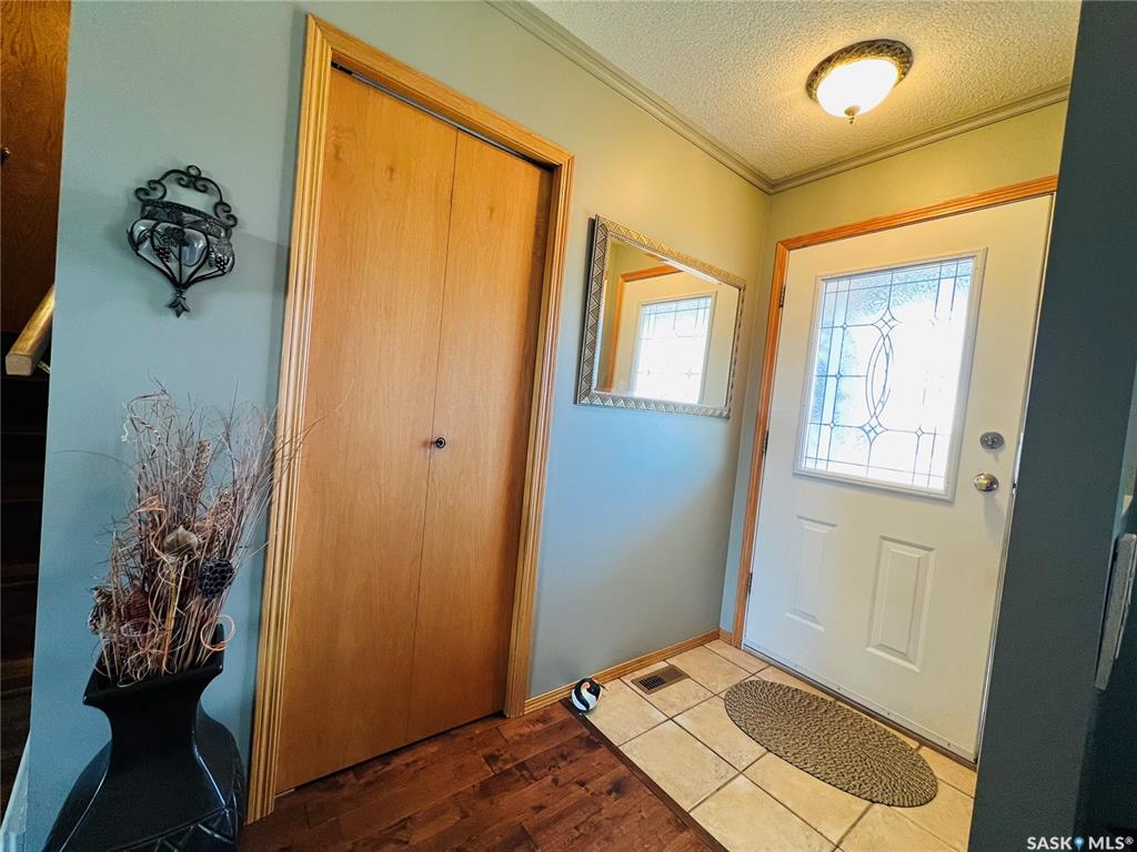 Second View of 550 6th Avenue Nw, North West, Swift Current, Saskatchewan, S9H 3P6