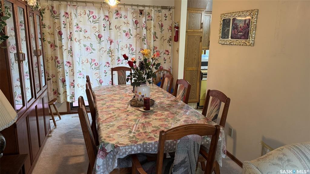 Fifth View of 1534 Fleet Street, Glencairn Village, Regina, Saskatchewan, S4N 5S1