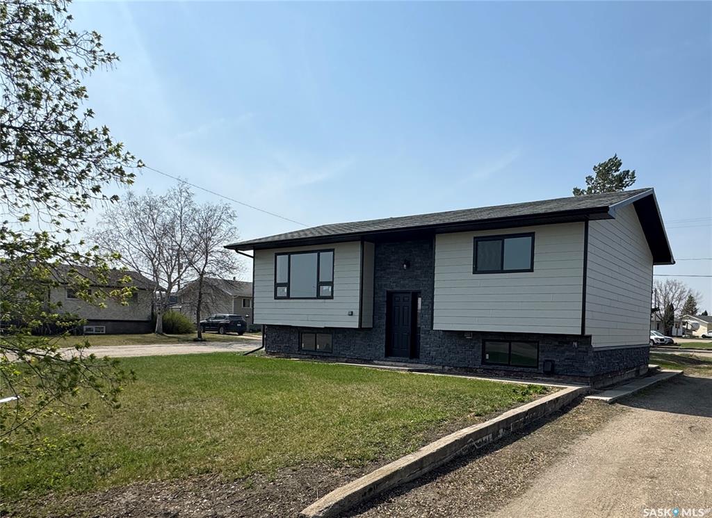 300 Railway Avenue, SK024539, Saskatchewan,