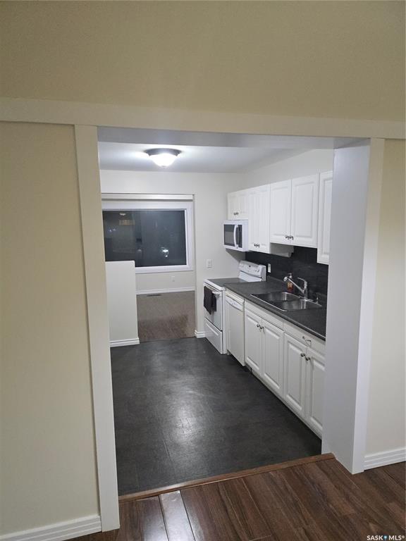 Second View of 1126 Garry Street, Mount Royal RG, Regina, Saskatchewan, S4T 5R5