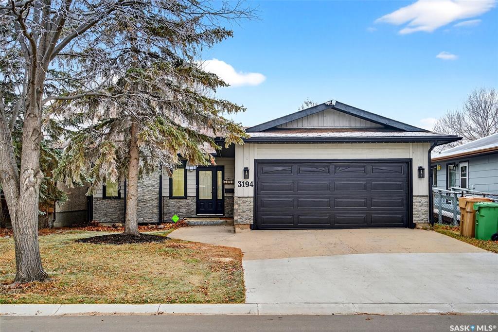 3194 Salterio Crescent E, SK024675, Saskatchewan,