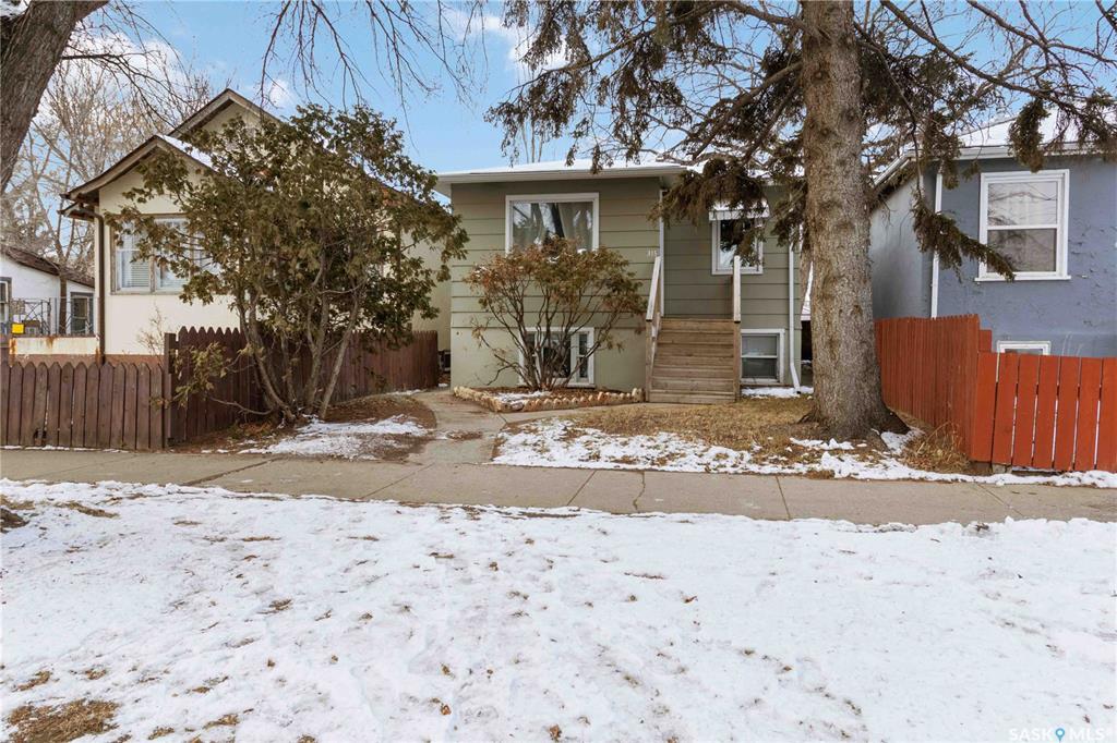 Second View of 315 I Avenue S, Riversdale, Saskatoon, Saskatchewan, S7M 1Y1
