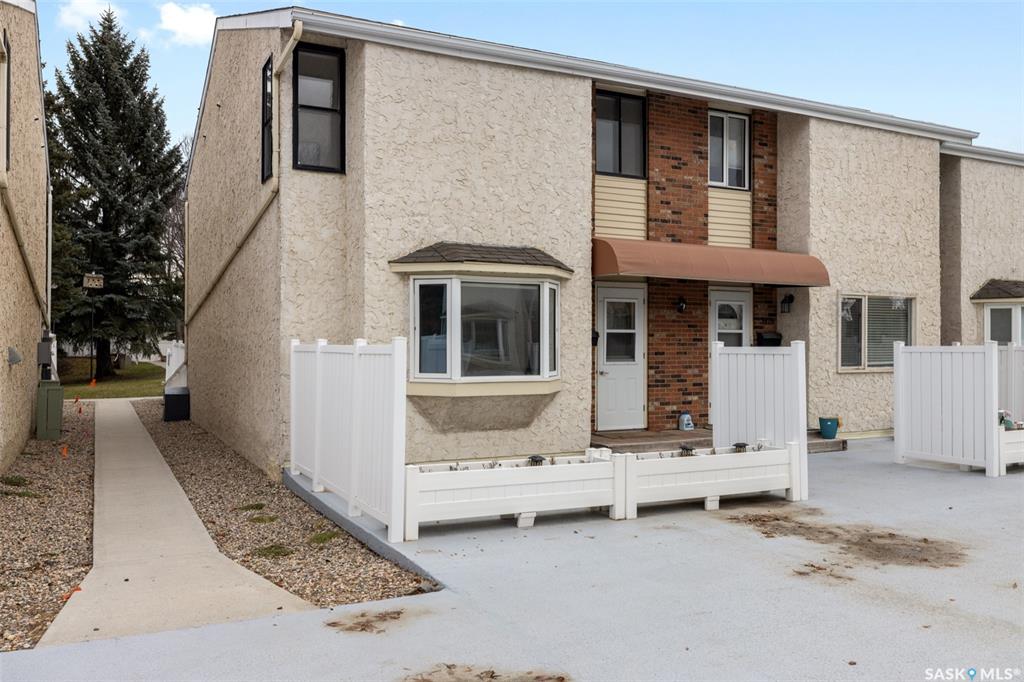 Second View of 3927 Gordon Road, Albert Park, Regina, Saskatchewan, S4S 6G6