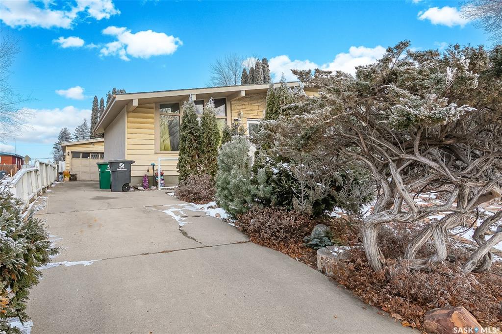 Second View of 51 Tucker Crescent, Brevoort Park, Saskatoon, Saskatchewan, S7H 3H4