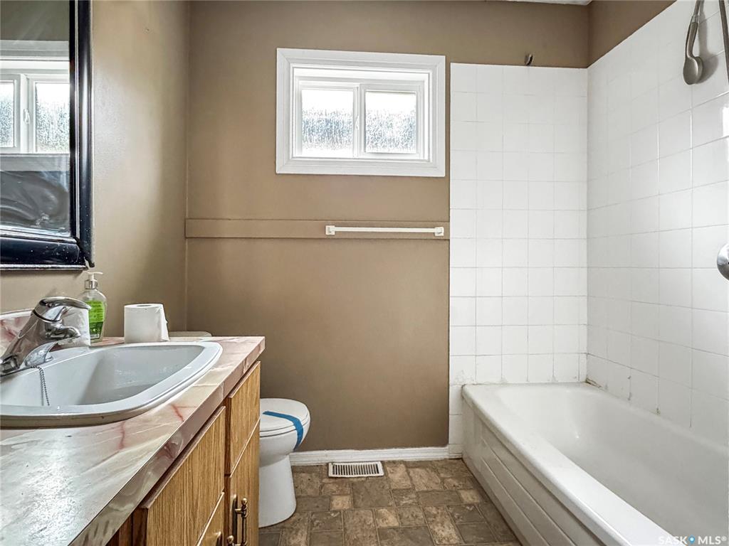 Fifth View of 406 Birch Drive, Maidstone, Saskatchewan, S0M 1M0