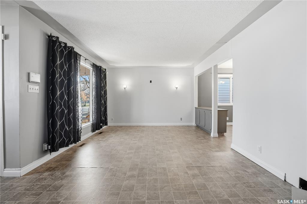 Fourth View of 918 Garnet Street, Washington Park, Regina, Saskatchewan, S4T 2X5