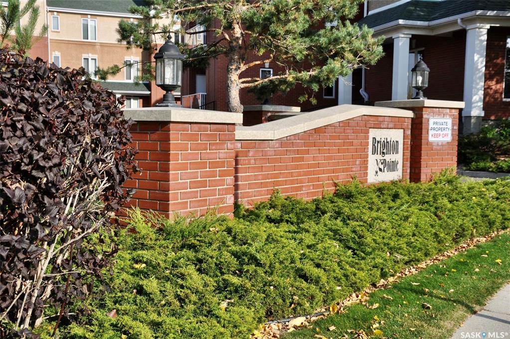 Second View of 928 Heritage View #115, Wildwood, Saskatoon, Saskatchewan, S7H 5T7