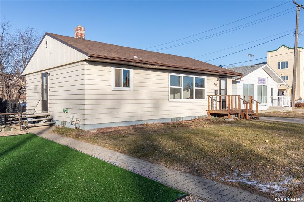 Third View of 280 Athabasca Street E, Hillcrest MJ, Moose Jaw, Saskatchewan, S6H 0L5